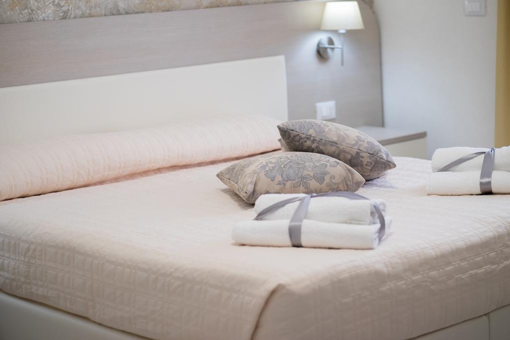 Rome Airport Inn فيوميتشينو المظهر الخارجي الصورة
